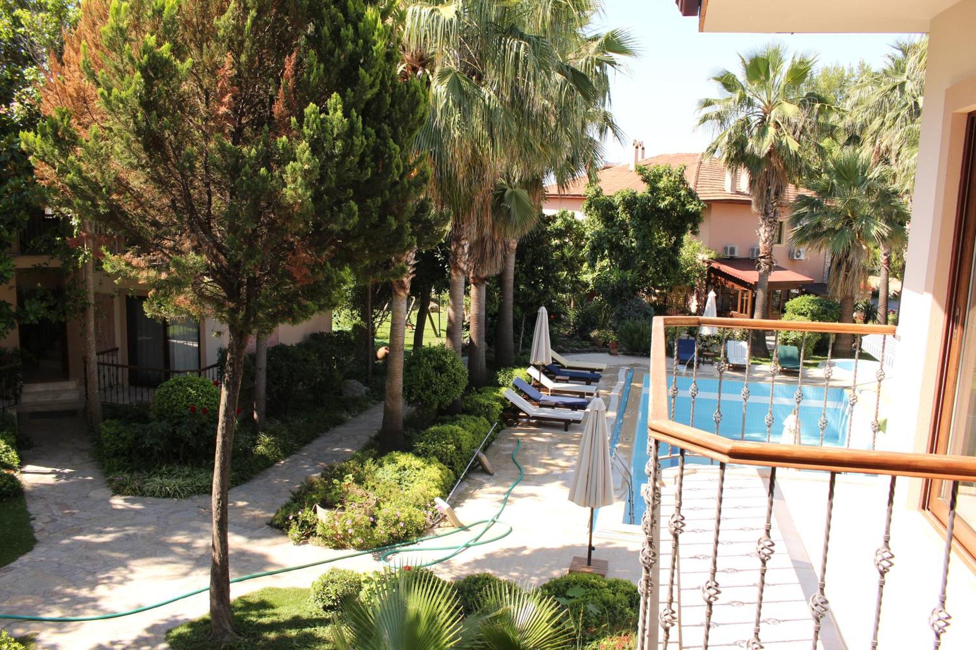 Nirvana Hotel Гьочек Стая снимка
